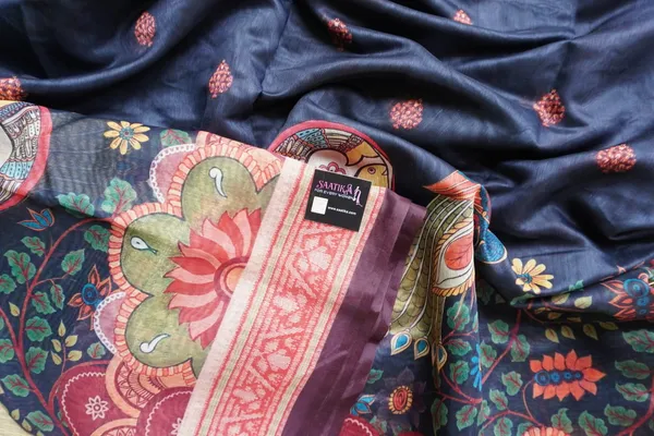 Navy_Blue_color_Beautiful_Kalamkari_Design_Printed_Chanderi_Cotton_Saree