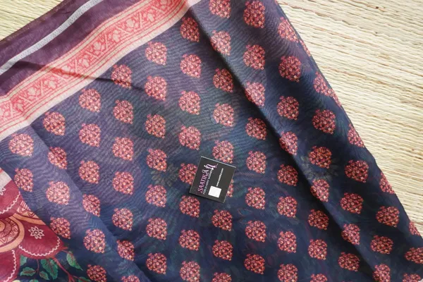 Navy_Blue_color_Beautiful_Kalamkari_Design_Printed_Chanderi_Cotton_Saree