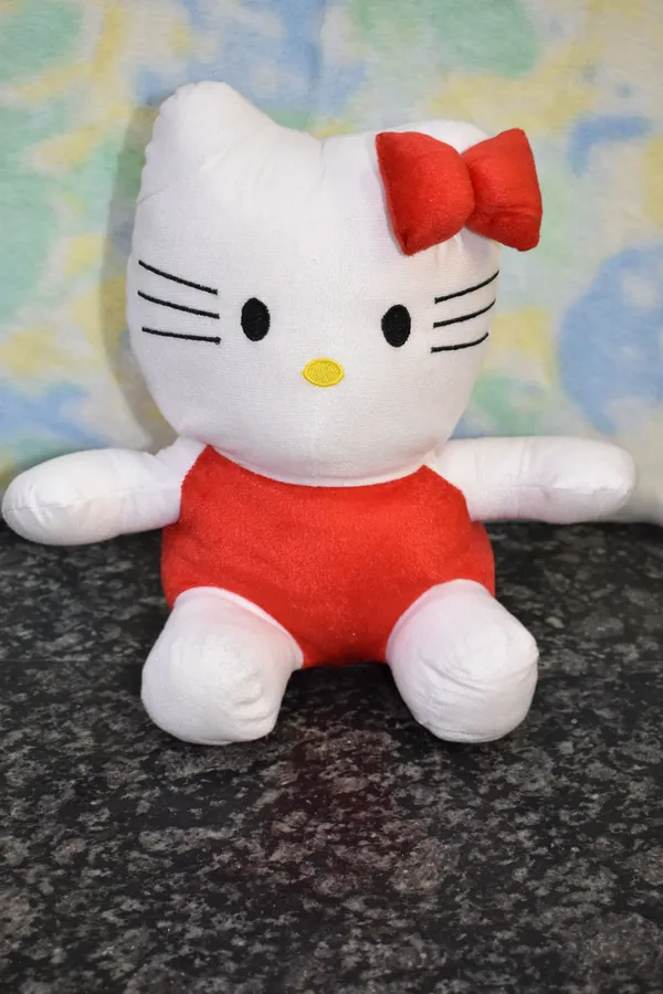 Red_Hello_Kitty_Nylex_Plush_Toy