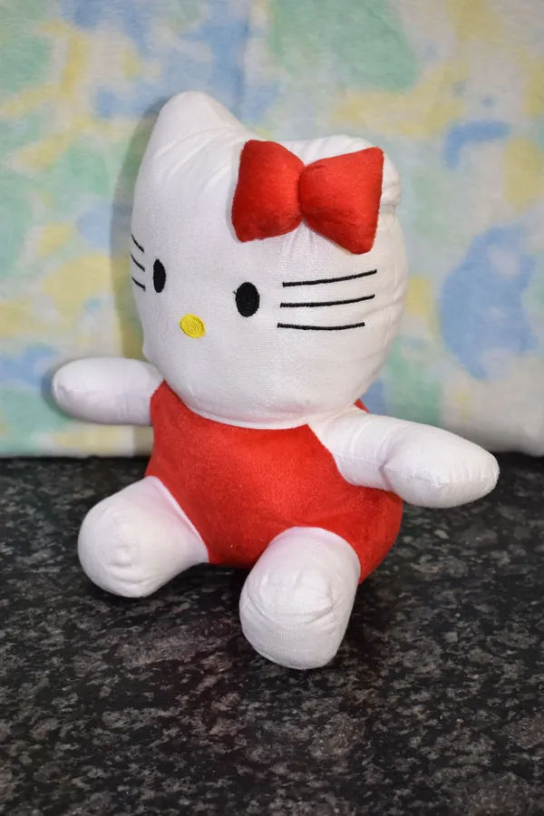 Red_Hello_Kitty_Nylex_Plush_Toy