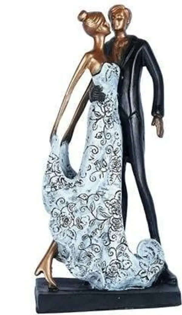 Beautiful_Couple_Dancing_Figurine_-_Ceramic_Statue_with_Gold_Accents_for_Gifting