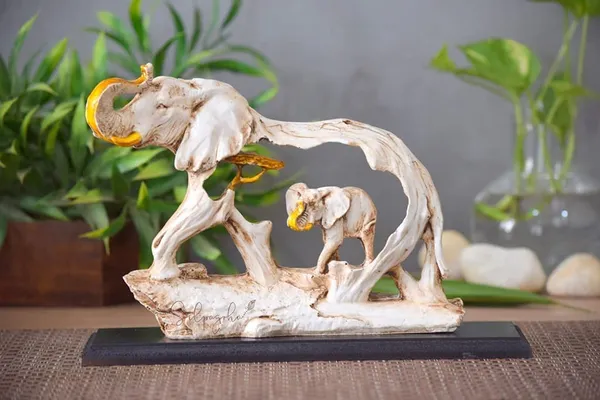 Artistic_Resin_Elephant_Sculpture_-_Elegant_Elephant_Figurine_for_Home_&_Office_Decor