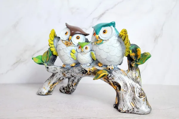 Handcrafted_Owl_Family_Statue_-_Unique_Home_Decor_Piece_for_Nature_Lovers