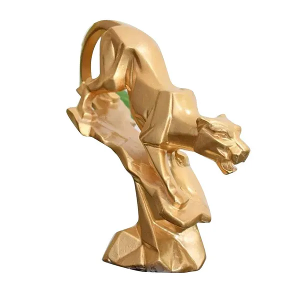 Golden_Geometric_Leopard_Sculpture_-_Modern_Artistic_Home_Decor
