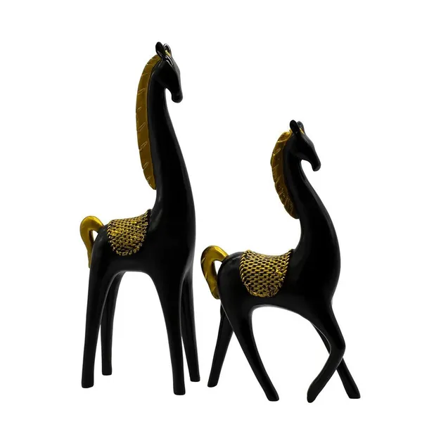 Elegant_Black_&_Gold_Giraffe_Figurines_-_Modern_Home_Decor_Set