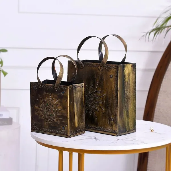 Metal_Bag_Decorative_Showpiece_Set_for_Home_decor_|_Handcrafted_Art_Piece_for_Living_Room,_Table_&_Gift_Decoration_|_Premium_Metal_Handbag_Figurine