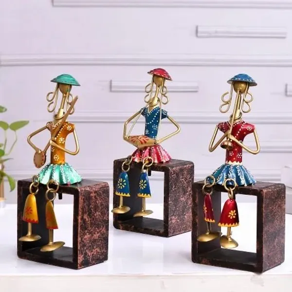 Decorative_Metal_Musician_Stool_Dolls_|_Handcrafted_Musician_Figurines_for_Artistic_Home_&_Office_Decor
