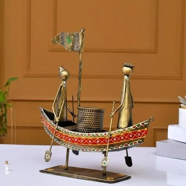 Metal_Small_Boat_Pen_Holder_|_Handcrafted_Desk_Organizer_for_Home_&_Office_Decoration
