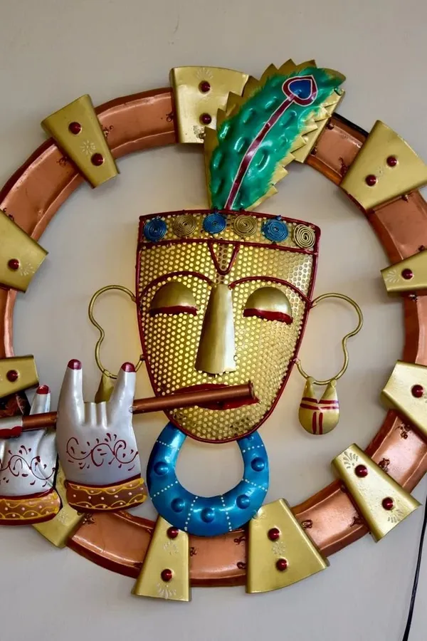 Murli_Krishna_Metal_Wall_Art_|_Handcrafted_Wall_Hanging_for_Home_&_Temple_Decoration