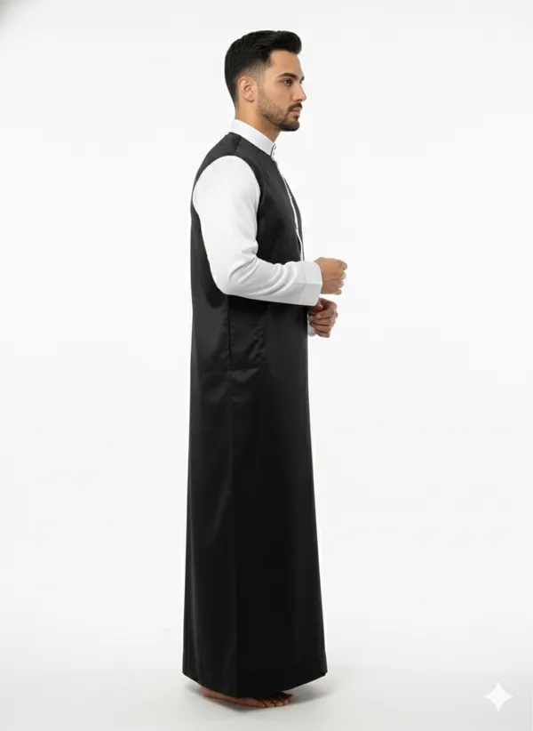 Men?s_Tuxedo-Style_Modern_Thobe_|_Black_&_White_Contrast_Emirati_Jubba_|_Luxury_Satin-Finish_Arabic_Robe