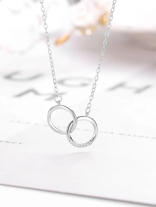 925_Silver_Elegant_Aura_Chain_For_Women