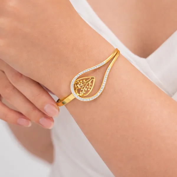 Ridhvee_Anti-Tarnish_Gold_Plated_Leaf_Design_Crystal_Kada_Bangle_For_Women_&_Girls_|_Elegant_Nature_Inspired_Bracelet_|_Skin_Friendly_Lightweight_Fashion_Jewellery_|_Rv-At-Kab-023