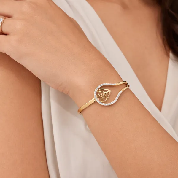 Ridhvee_Anti-Tarnish_Gold_Plated_Leaf_Design_Crystal_Kada_Bangle_For_Women_&_Girls_|_Elegant_Nature_Inspired_Bracelet_|_Skin_Friendly_Lightweight_Fashion_Jewellery_|_Rv-At-Kab-023