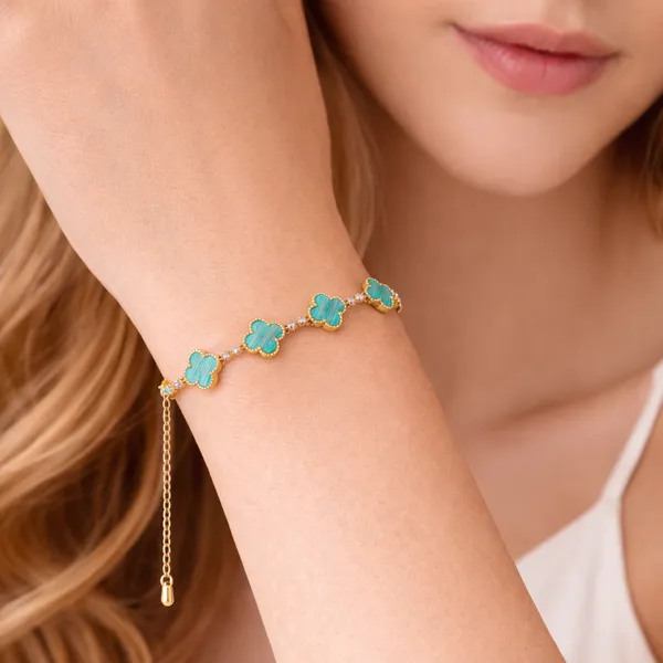Ridhvee_18K_Gold_Plated_Green_Clover_Wrist_Bracelet_For_Women_Hand_Band_For_Girls_Stylish_Womens_Accessories_Aesthetic_Jewellery_Bracelets_For_Woman_Girlfriend_Wife_Valentine_Gift_Anniversary_Engagement_Birthday_-_Rv-At-Brc-005