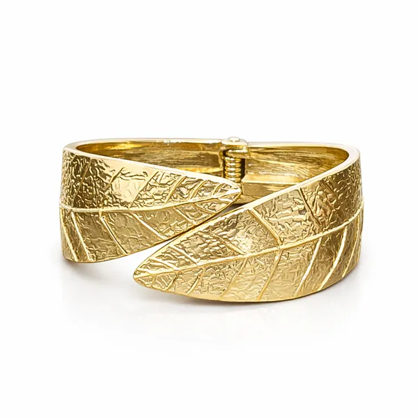 Ridhvee_Anti-Tarnish_Gold_Plated_Leaf_Design_Kada_Bangle_For_Women_&_Girls_|_Elegant_Nature_Inspired_Bracelet_|_Skin_Friendly_Lightweight_Fashion_Jewellery_|_Rv-At-Kab-017