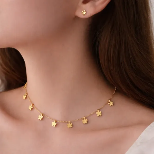 Ridhvee_Gold_Plated_Anti-Tarnish_Necklace_Set_For_Women_|_Adjustable_Lobster_Clasp_Neck_Chain_|_Skin_Friendly_Elegant_Jewellery_Set_|_Stylish_Necklace_For_Girls_&_Women