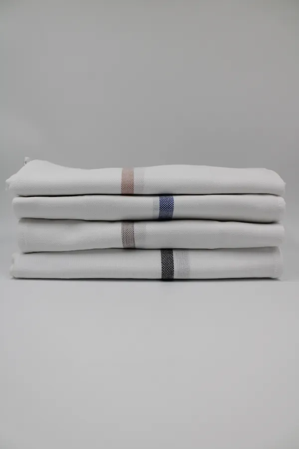 Pack_Of_4_White_Pure_Cotton_Bath_Towel_Pack_For_Adult