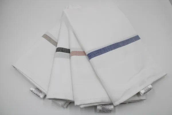 Pack_Of_4_White_Pure_Cotton_Bath_Towel_Pack_For_Adult