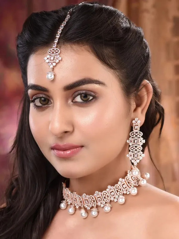 Rose_Gold_And_Studded_Handcrafted_Choker_Jewellery_Set