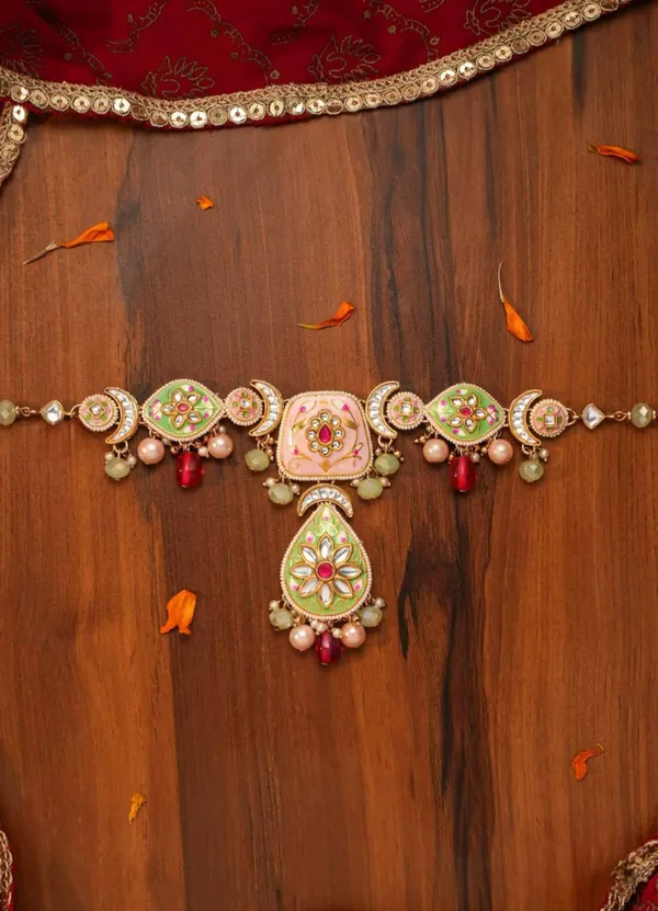Madhubhushana_Adorned_With_Sweetness_Handcrafted_Kundan_Enamel_Necklace_With_Pearl_And_Gem