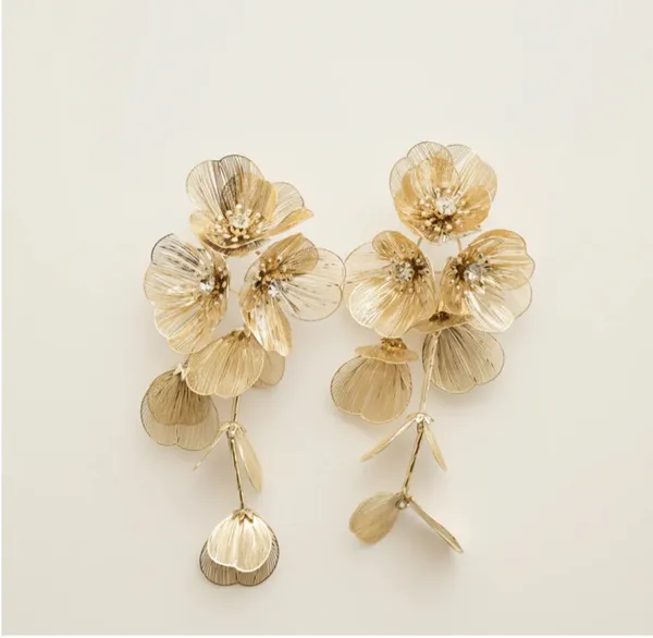 Light_Gold_Flower_Tassel_Statement_Earrings