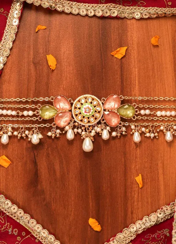 _Tarunima_Freshness_Simple_Graceful_Choker_Necklace_With_Gemstones,_Kundan_And_Pearls