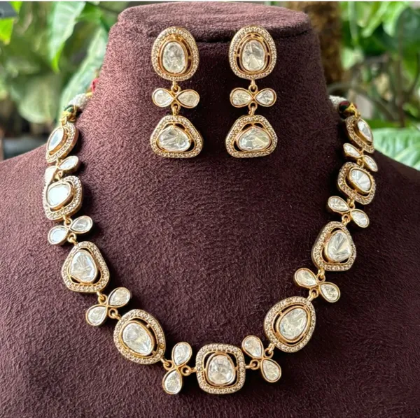 White_&_Gold_New_Uncut_Polki_Kundan_Necklace