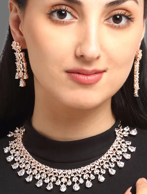Rose_Gold_And-Studded_Jewellery_Set