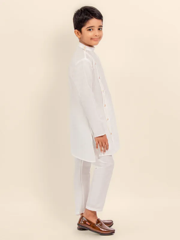 White_Printed_Kurta_With_Pyjama_Set_For_Boy