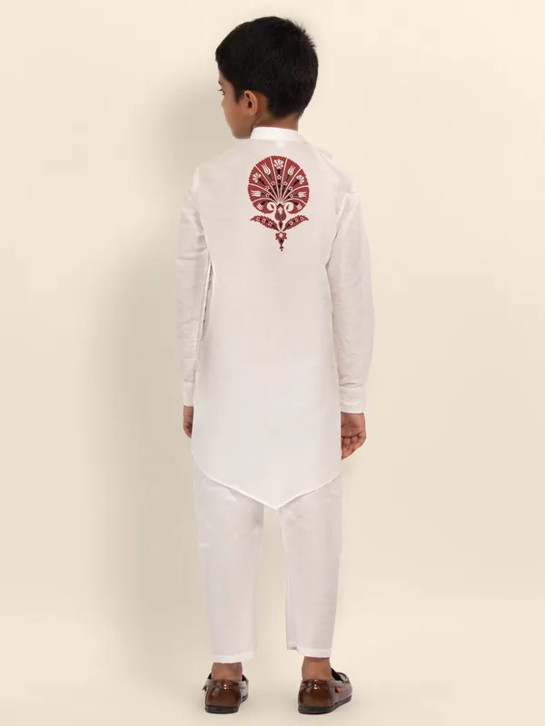 White_Printed_Kurta_With_Pyjama_Set_For_Boy