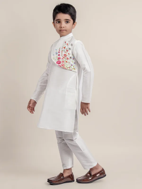 Boys_CottonPrinted_White_Kurta