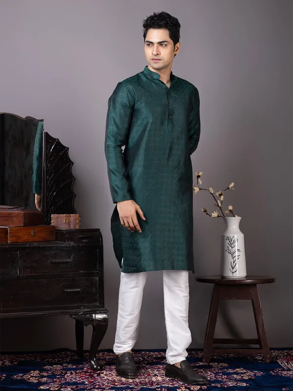 Green_Mandarin_Collar_Jacquard_Kurta_With_Pyjama_For_Men