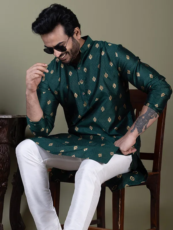 Green_Mandarin_Collar_Jacquard_Kurta_With_Pyjama_For_Men