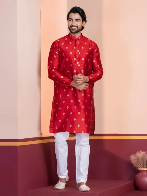 Red_Mandarin_Collar_Jacquard_Kurta_With_Pyjama_For_Men