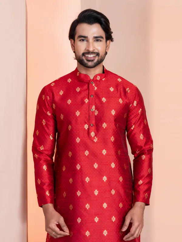 Red_Mandarin_Collar_Jacquard_Kurta_With_Pyjama_For_Men
