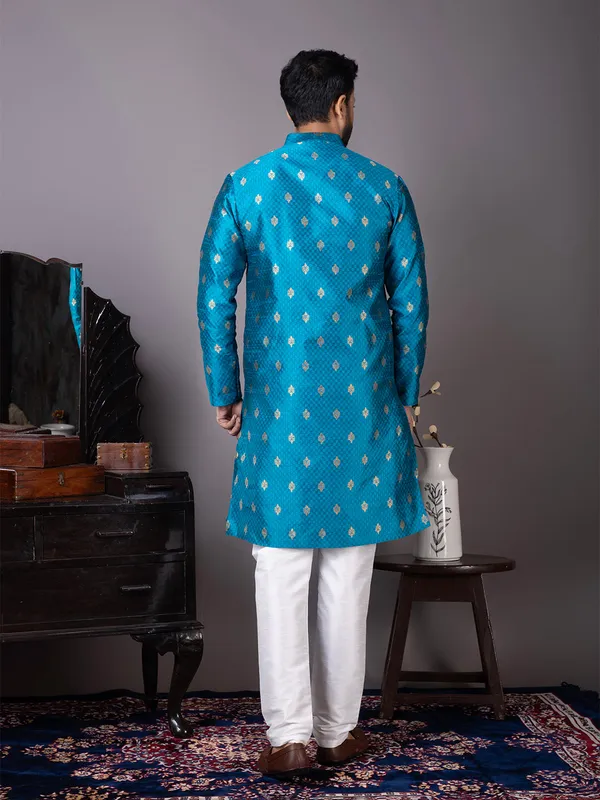 Blue_Mandarin_Collar_Jacquard_Kurta_With_Pyjama_For_Men
