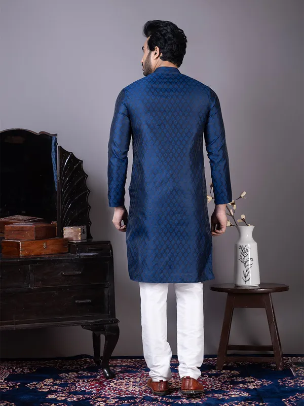 Navy_Mandarin_Collar_Jacquard_Kurta_With_Pyjama_For_Men