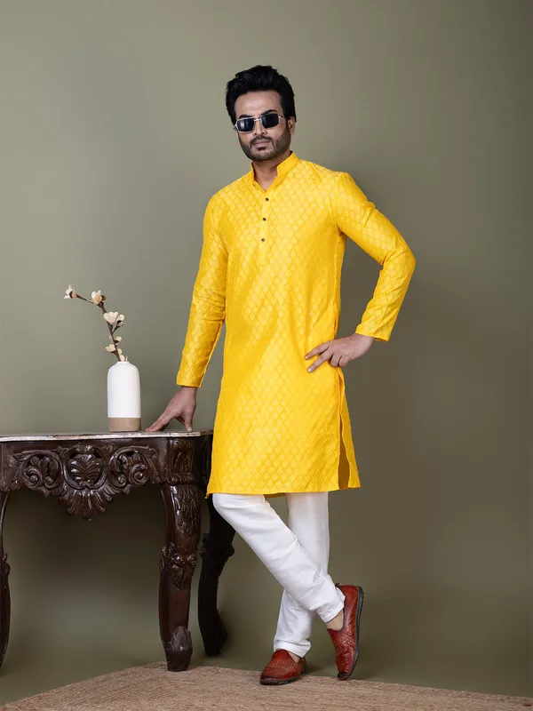 Yellow_Mandarin_Collar_Jacquard_Kurta_With_Pyjama_For_Men