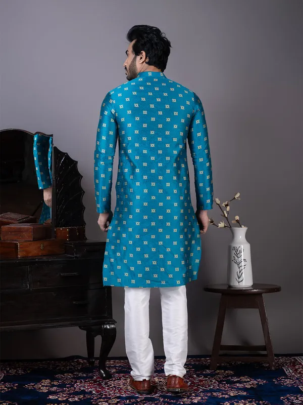 Blue_Mandarin_Collar_Jacquard_Kurta_With_Pyjama_For_Men