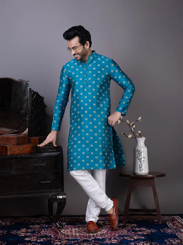Blue_Mandarin_Collar_Jacquard_Kurta_With_Pyjama_For_Men