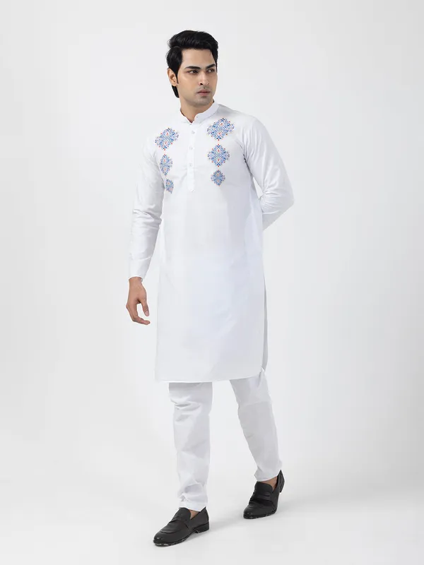 White_Mandarin_Collar_Ethnic_Motifs_Printed_Dupion-Silk_Kurta_Pyjama_Set_For_Men