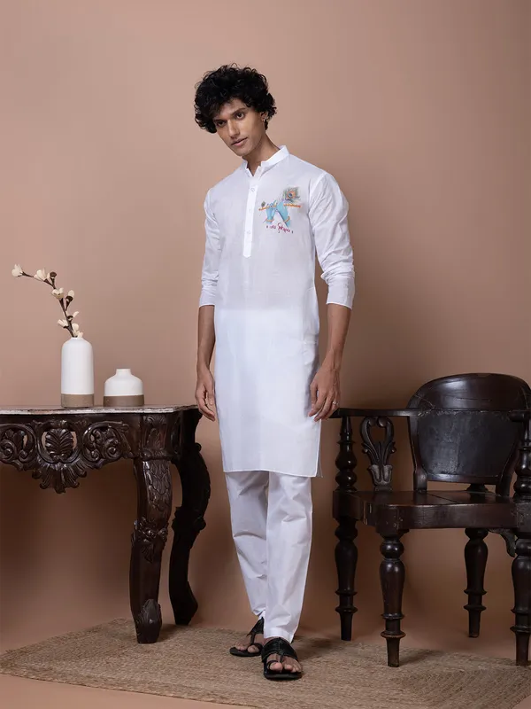 White_Printed_Kurta_Pyjama_Set_For_Men