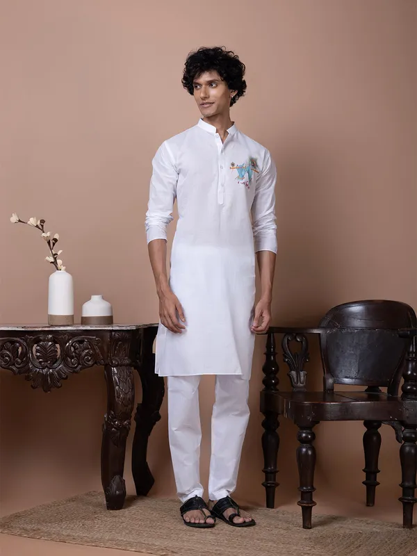 White_Printed_Kurta_Pyjama_Set_For_Men