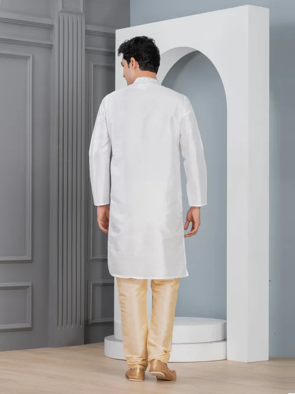 White_Solid_Festive_Straight_Kurta_With_Pyjama_Set_For_Men