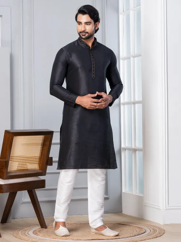 Black_Woven_Design_Festive_Straight_Kurta_With_Pyjama_Set_For_Men
