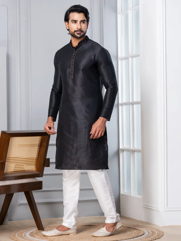 Black_Woven_Design_Festive_Straight_Kurta_With_Pyjama_Set_For_Men