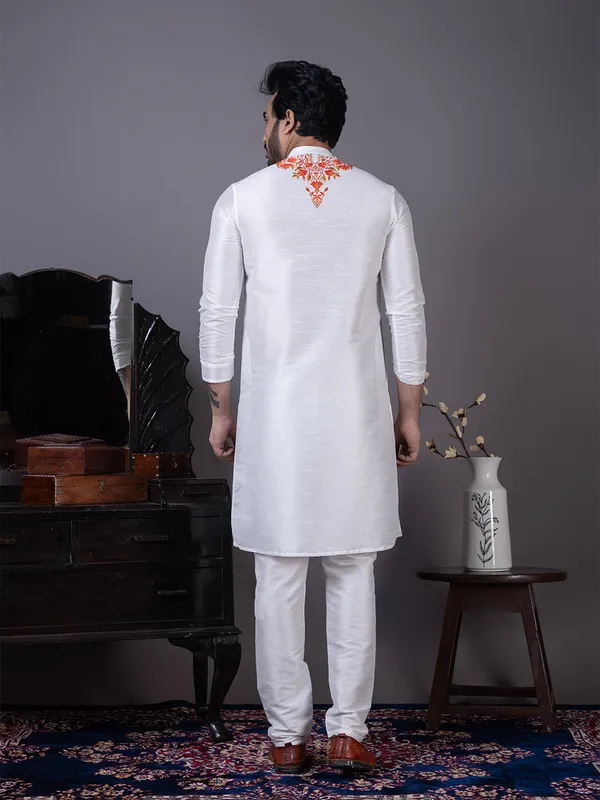 White_Dupion_Silk_Kurta_Pyjama_With_Ethnic_Print_For_Men