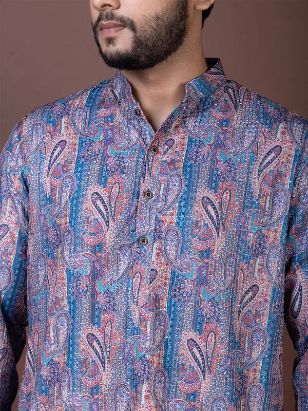 Blue_Ethnic_Motifs_Embroidered_Mandarin_Collar_Sequins_Straight_Kurta_Pyjama_Set_For_Men