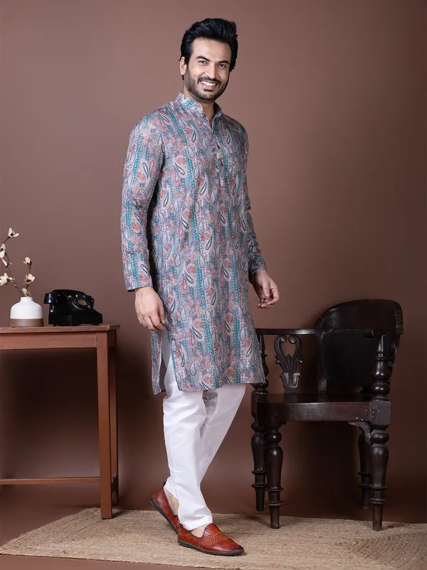 Blue_Ethnic_Motifs_Embroidered_Mandarin_Collar_Sequins_Straight_Kurta_Pyjama_Set_For_Men
