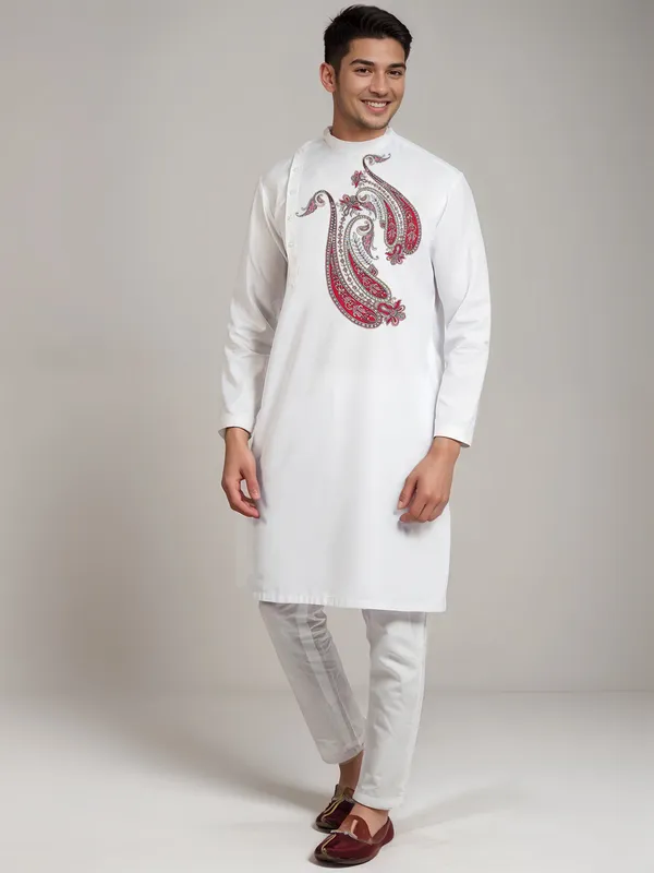 White_Side_Placket_Printed_Kurta_With_Pyjama_Set_For_Men